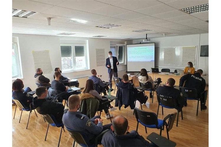 Slika Obuka temeljna prava Donji Lapac